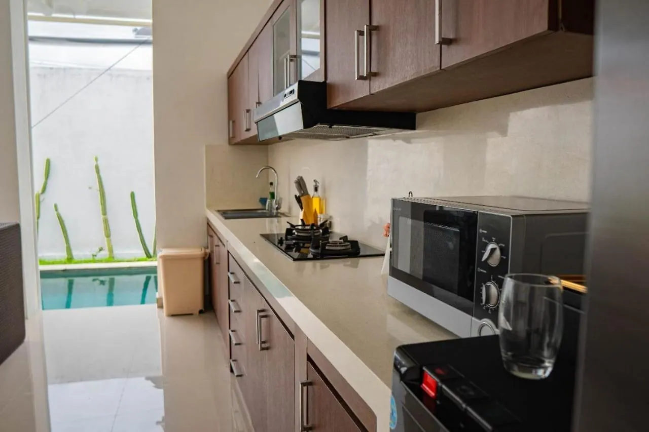 Villa Akmali Seminyak Basangkasa- 2 Bedrooms